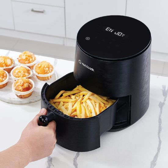 Picture of Nutricook Air Fryer with Digital Control Panel Display, 3.3 L, 1500 W, 8 Preset Programs, Black, NC-AFM033K