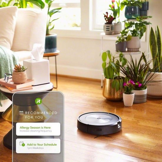 Picture of iRobot® Roomba® j7 WiFi® Connected Robot Vacuum